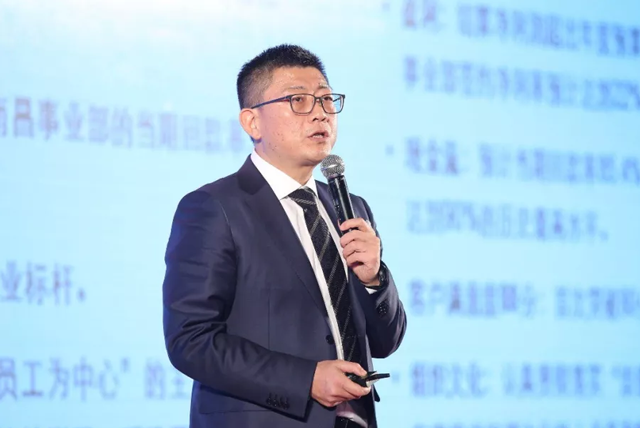 2018巅峰国际官网地产筑梦，再启程！巅峰国际官网迎新年会盛猛进行
